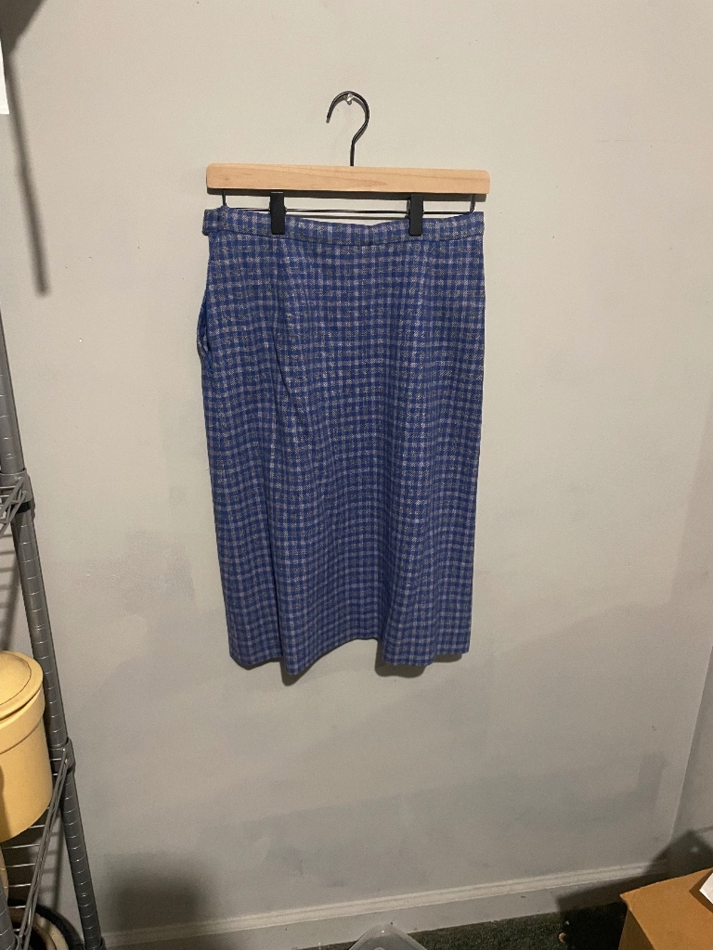 Pendleton women’s size 10, 100% virgin wool lined blue plaid skirt